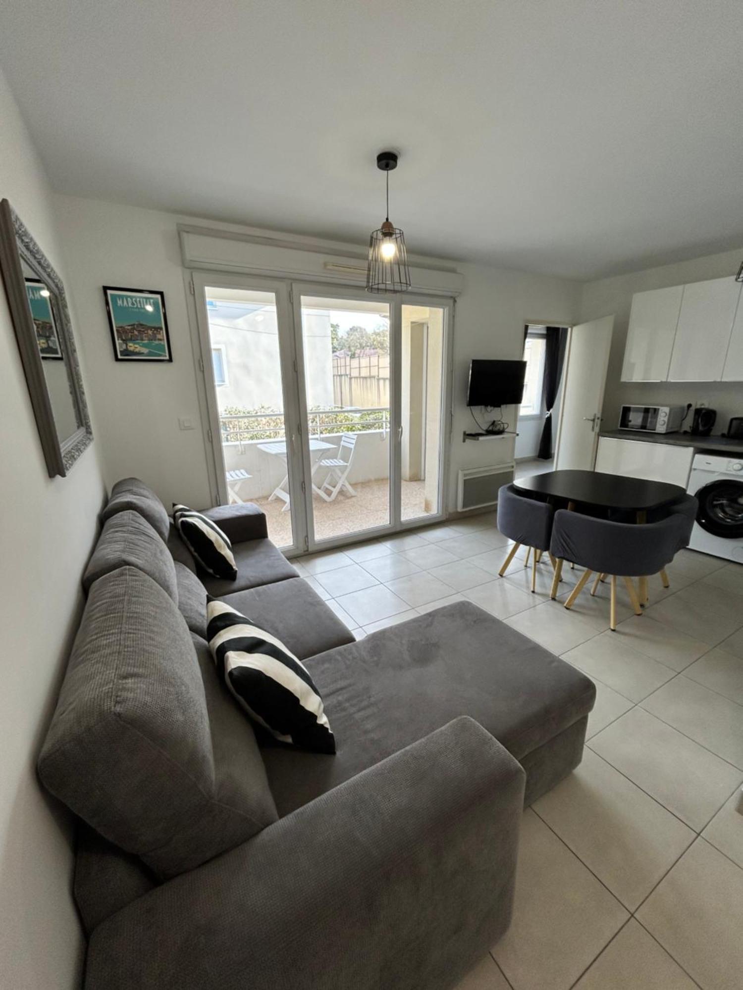 Appartement Avec Terrasse Et Box Entre Plages Et Nature มาร์กเซย ภายนอก รูปภาพ